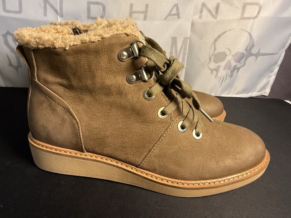 Softwalk Wilcox Bootie Women’s Size 6.5M MSRP $150